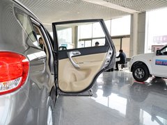 2012款 1.5T 手动 两驱精英型 5座