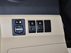 2012款 1.5T 手动 两驱精英型 5座