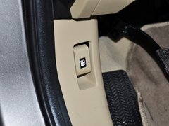 2012款 1.5T 手动 两驱精英型 5座