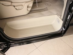 2012款 2.0T 手动 汽油公务型 7座