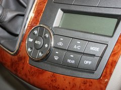 2012款 2.0T 手动 汽油公务型 7座