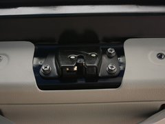 2012款 2.0T 手动 汽油公务型 7座