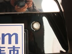 2012款 2.0T 手动 汽油公务型 7座