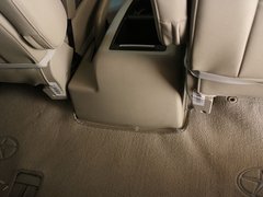 2012款 2.0T 手动 汽油公务型 7座