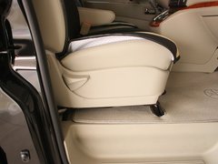 2012款 2.0T 手动 汽油公务型 7座