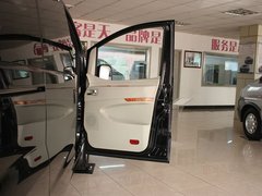 2012款 2.0T 手动 汽油公务型 7座