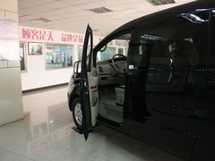 2012款 2.0T 手动 汽油公务型 7座