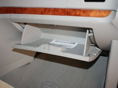 2012款 2.0T 手动 汽油公务型 7座