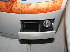 2012款 2.0T 手动 汽油公务型 7座