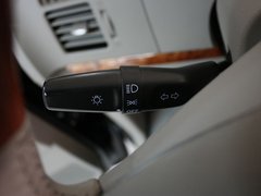 2012款 2.0T 手动 汽油公务型 7座