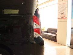2012款 2.0T 手动 汽油公务型 7座