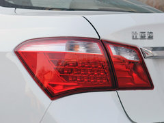 2012款 1.5T DCT 尊贵型