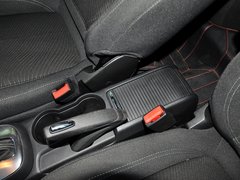 2013款 1.4T 自动 都市精英型 5座