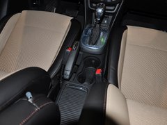 2013款 1.4T GL 自动 都市领先型 5座