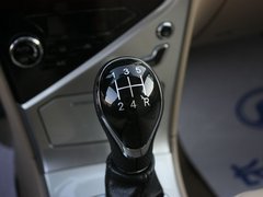 2013款 1.5L 手动 豪华型