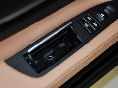 2013款 730Li 3.0L 领先型