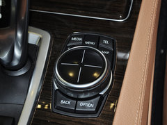 2013款 730Li 3.0L 领先型