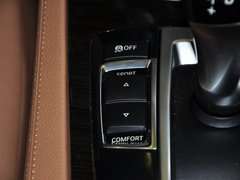 2013款 730Li 3.0L 领先型