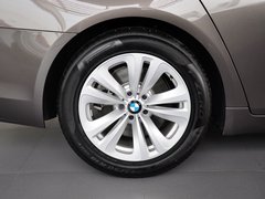 2013款 730Li 3.0L 豪华型