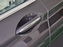 2013款 730Li 3.0L 豪华型