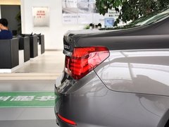 2013款 730Li 3.0L 豪华型