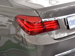 2013款 730Li 3.0L 豪华型
