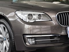 2013款 730Li 3.0L 豪华型
