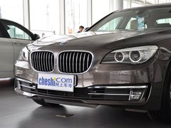 2013款 730Li 3.0L 豪华型