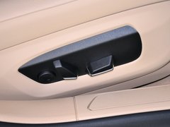2013款 730Li 3.0L 豪华型