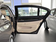 2013款 730Li 3.0L 豪华型