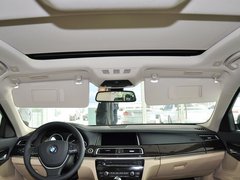 2013款 730Li 3.0L 豪华型