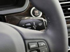 2013款 730Li 3.0L 豪华型