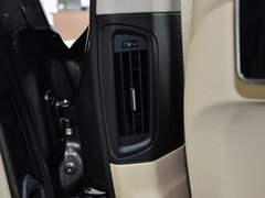 2013款 730Li 3.0L 豪华型
