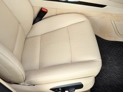 2013款 730Li 3.0L 豪华型