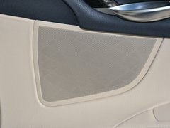 2013款 730Li 3.0L 豪华型
