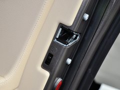 2013款 730Li 3.0L 豪华型