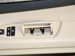 2013款 730Li 3.0L 豪华型