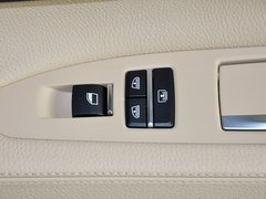 2013款 730Li 3.0L 豪华型