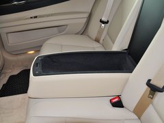 2013款 730Li 3.0L 豪华型