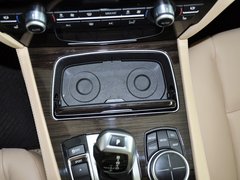 2013款 730Li 3.0L 豪华型