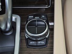2013款 730Li 3.0L 豪华型