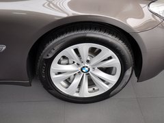 2013款 730Li 3.0L 豪华型