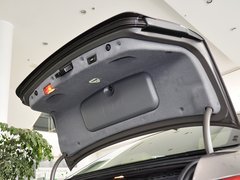 2013款 730Li 3.0L 豪华型