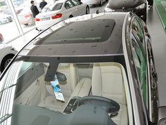 2013款 730Li 3.0L 豪华型