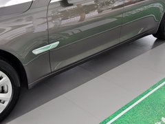 2013款 730Li 3.0L 豪华型