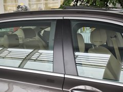 2013款 730Li 3.0L 豪华型