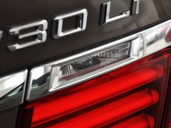 2013款 730Li 3.0L 豪华型