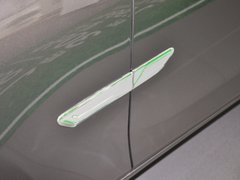 2013款 730Li 3.0L 豪华型