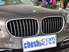 2013款 730Li 3.0L 豪华型
