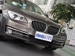 2013款 730Li 3.0L 豪华型